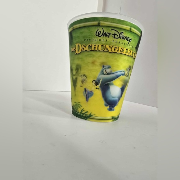 Vintage Foreign Disney Holographic kids cups - Picture 2 of 6